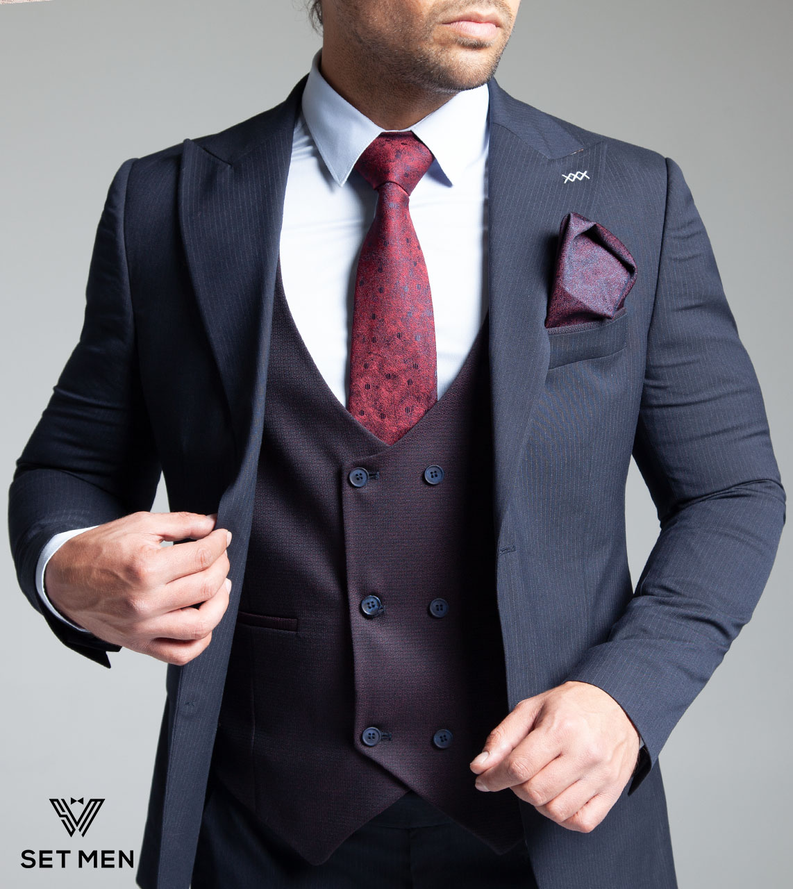 کت و شلوار دیپلمات