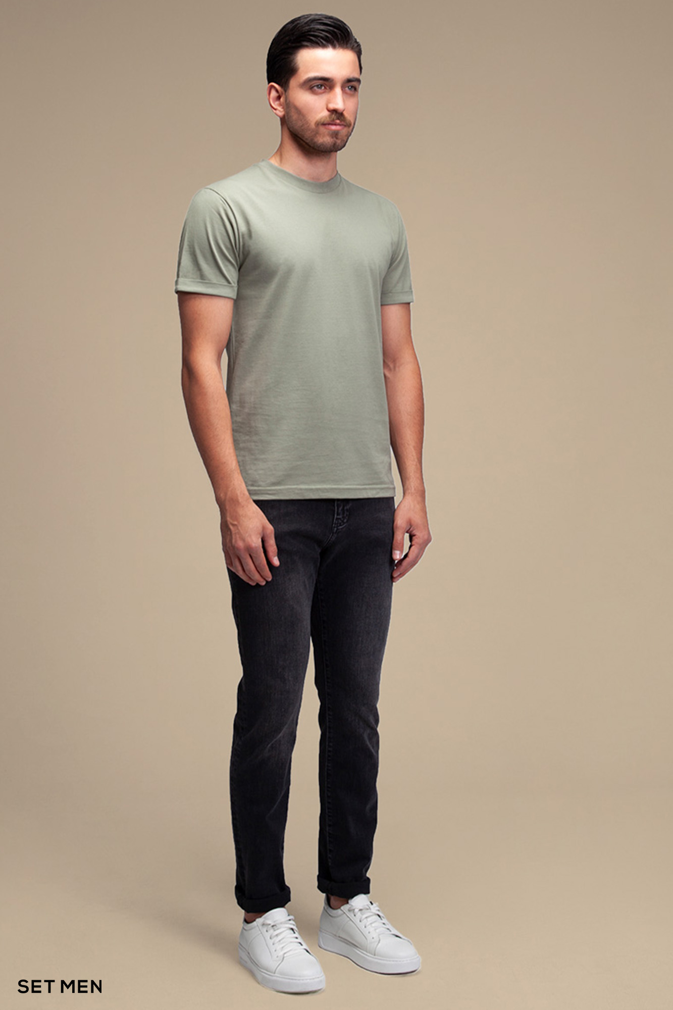 تیشرت مردانه یقه گرد آستین کوتاه