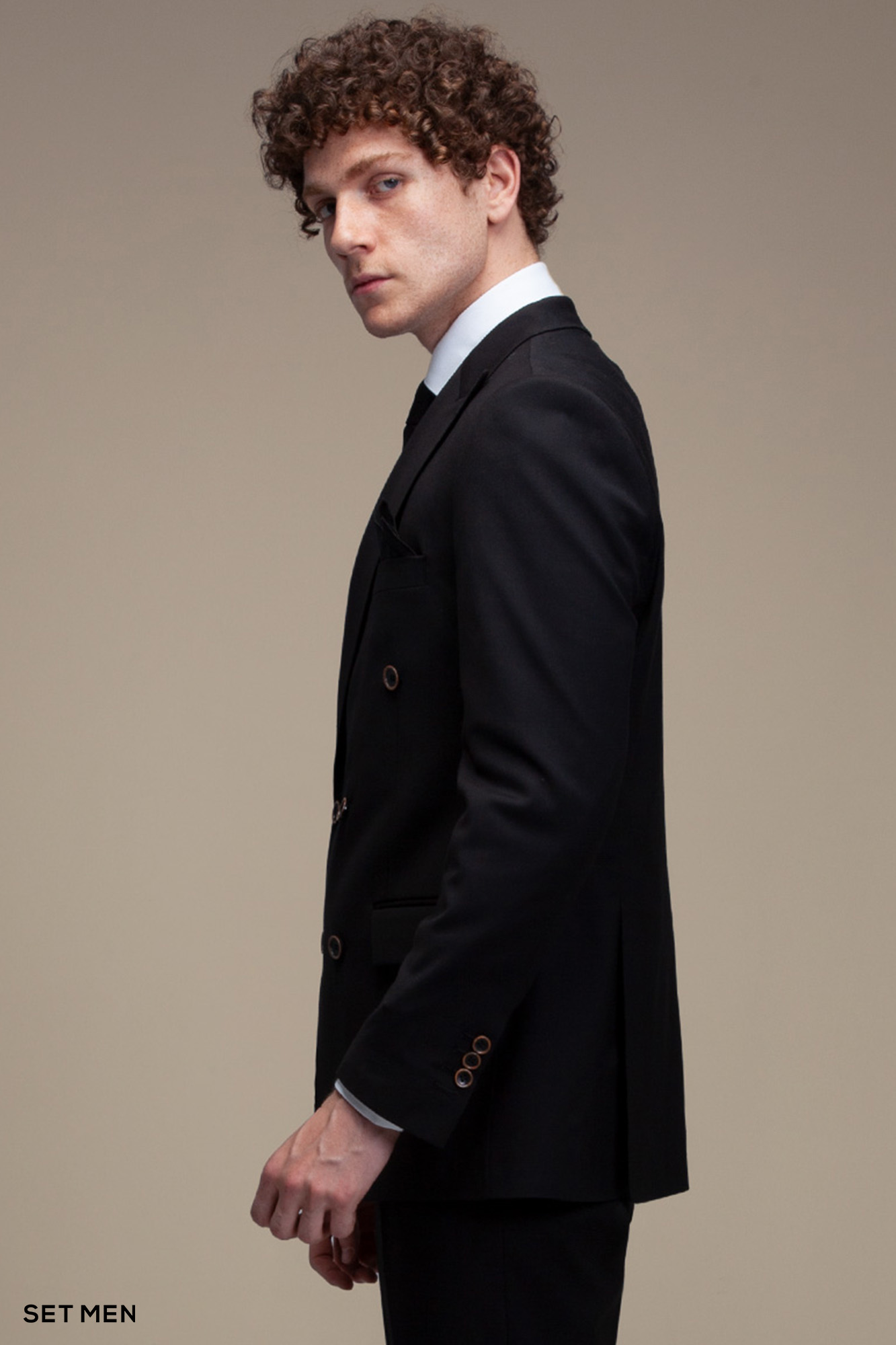 کت و شلوار دو تکه دبل برست