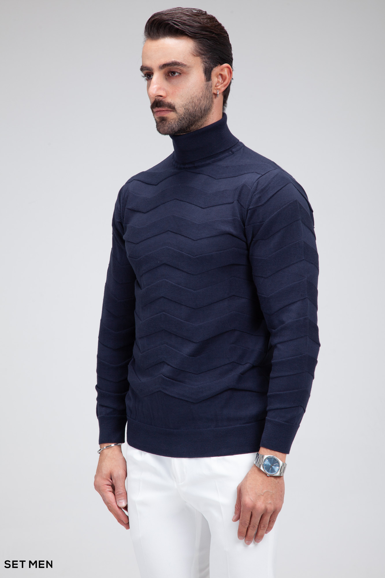 بافت یقه اسکی طرح دار