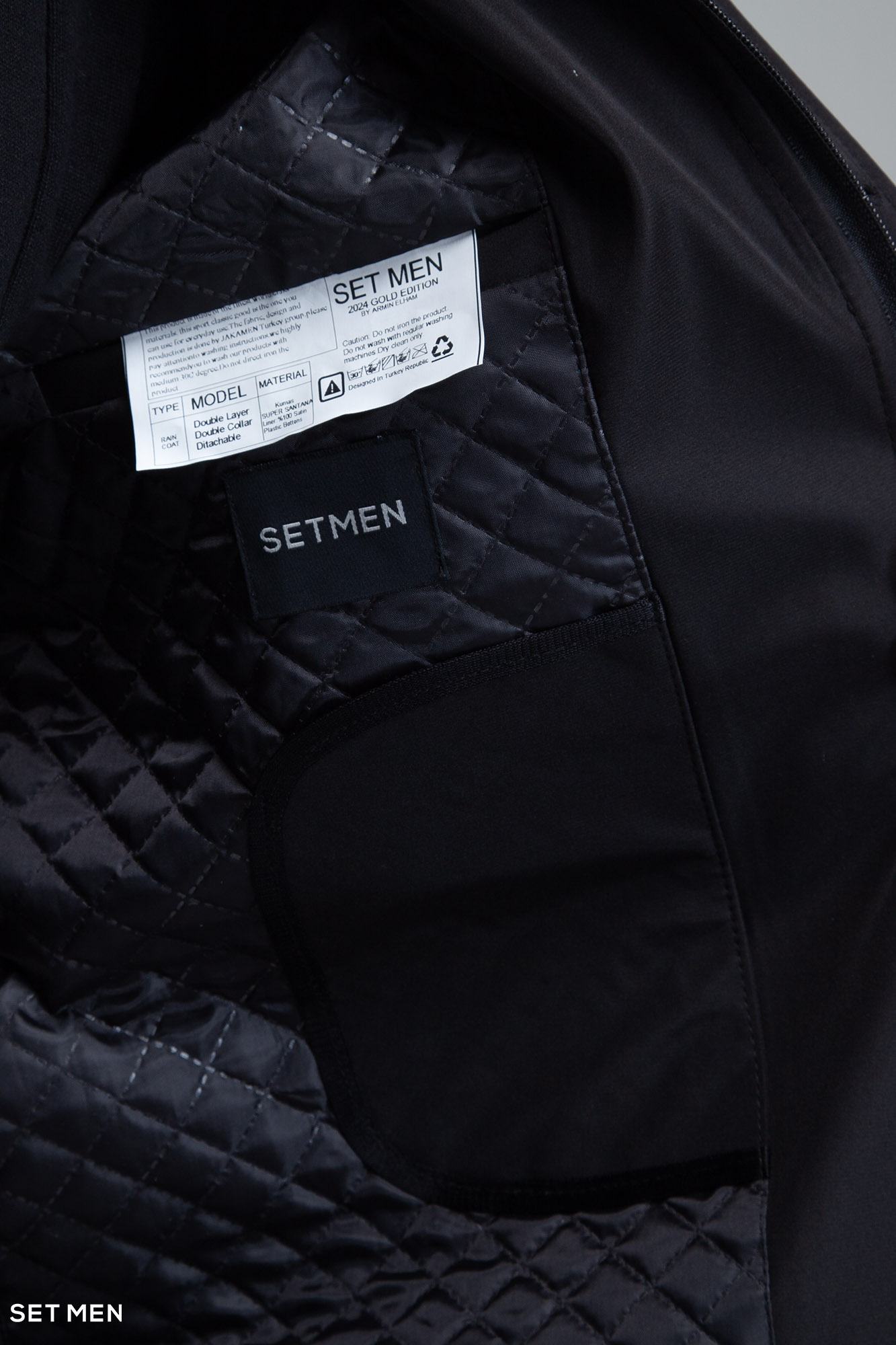 پالتو بارانی