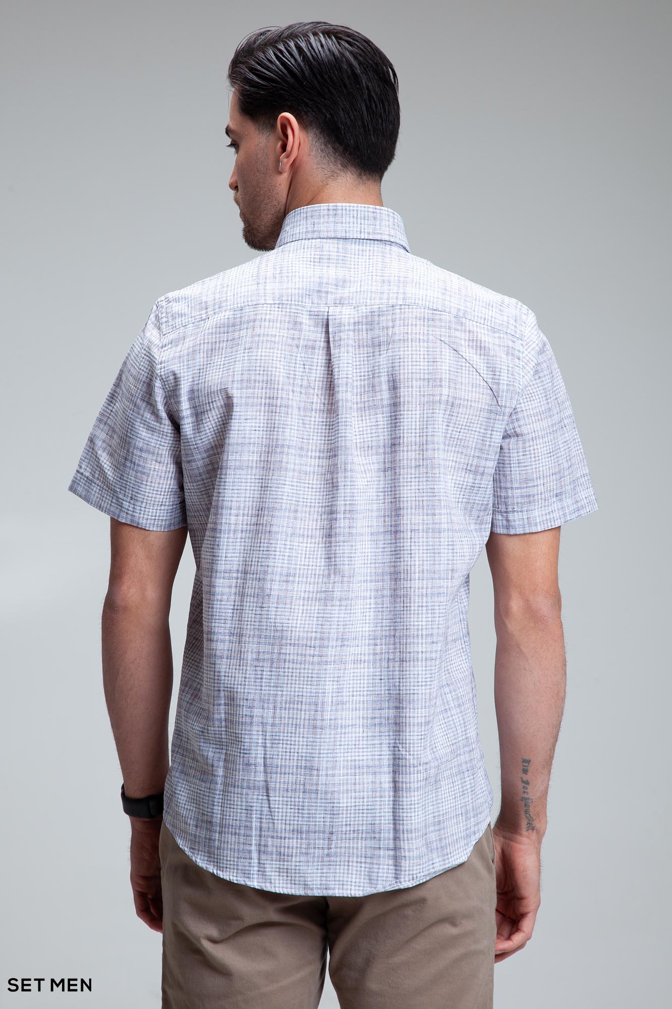 پیراهن مردانه آستین کوتاه لینن