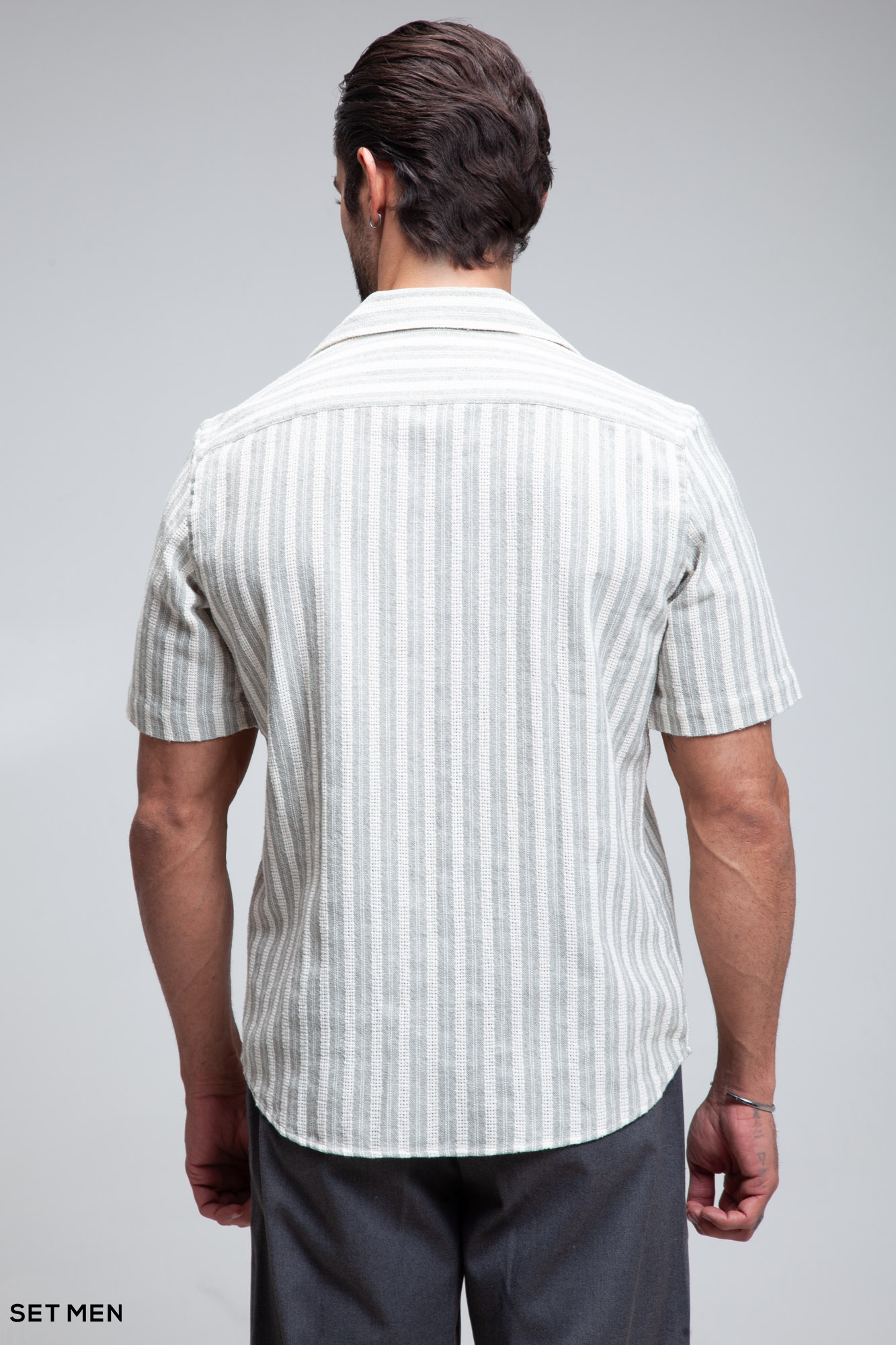 پیراهن مردانه کنفی آستین کوتاه