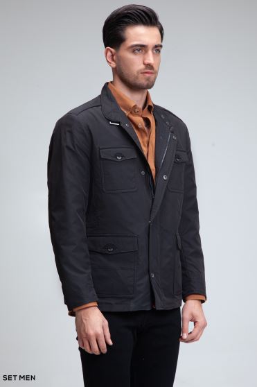 کاپشن بهاره سافاری