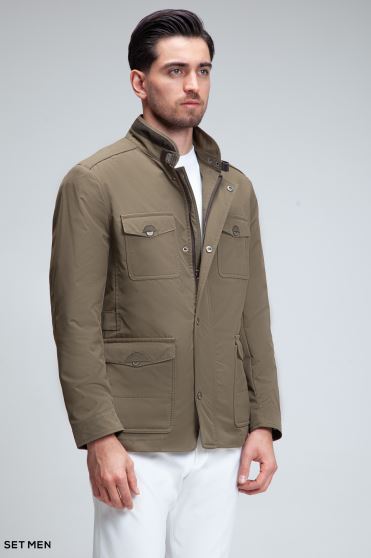 کاپشن بهاره سافاری