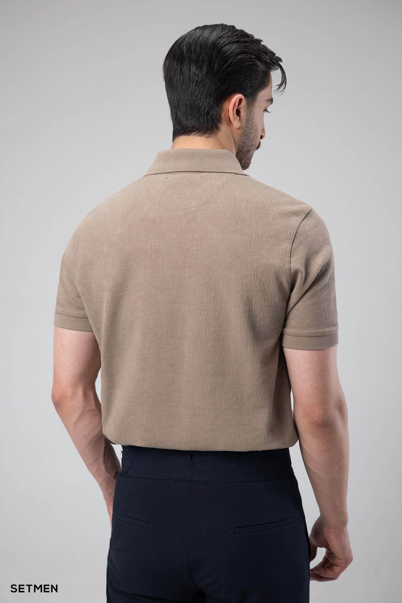 تیشرت یقه دار ژاکارد کلاسیک