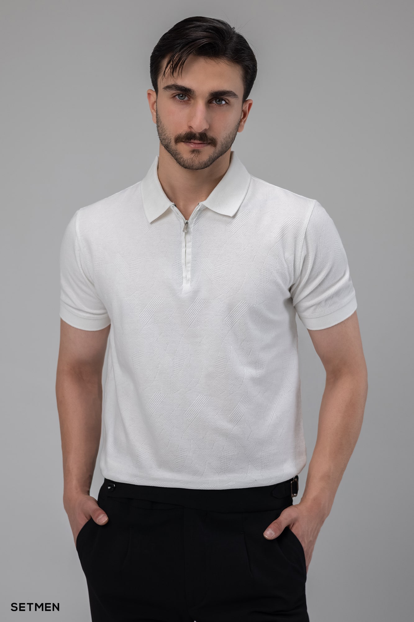 تیشرت یقه دار نیم زیپ ژاکارد اولد مانی