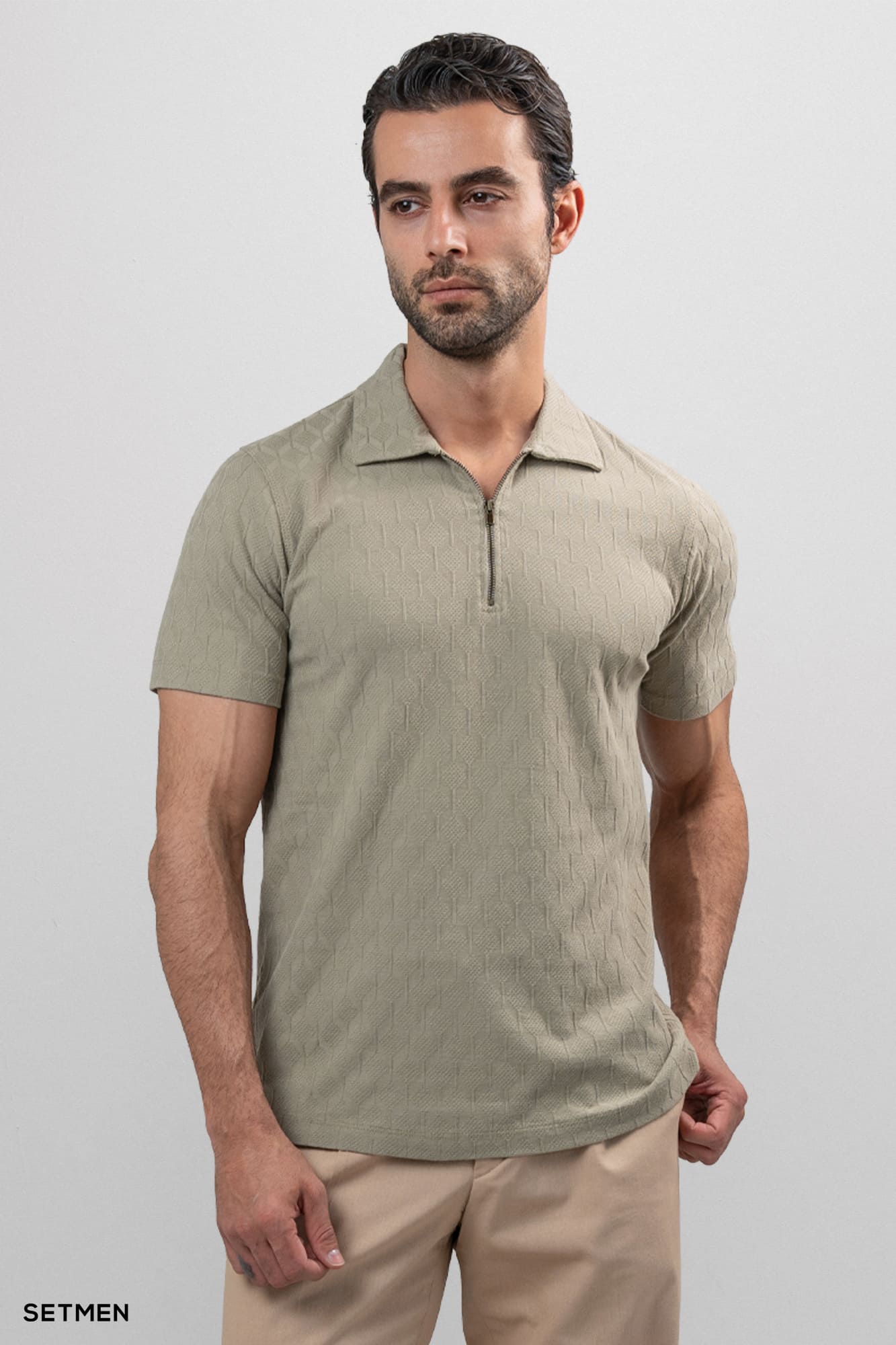 تیشرت یقه نیم زیپ ژاکارد