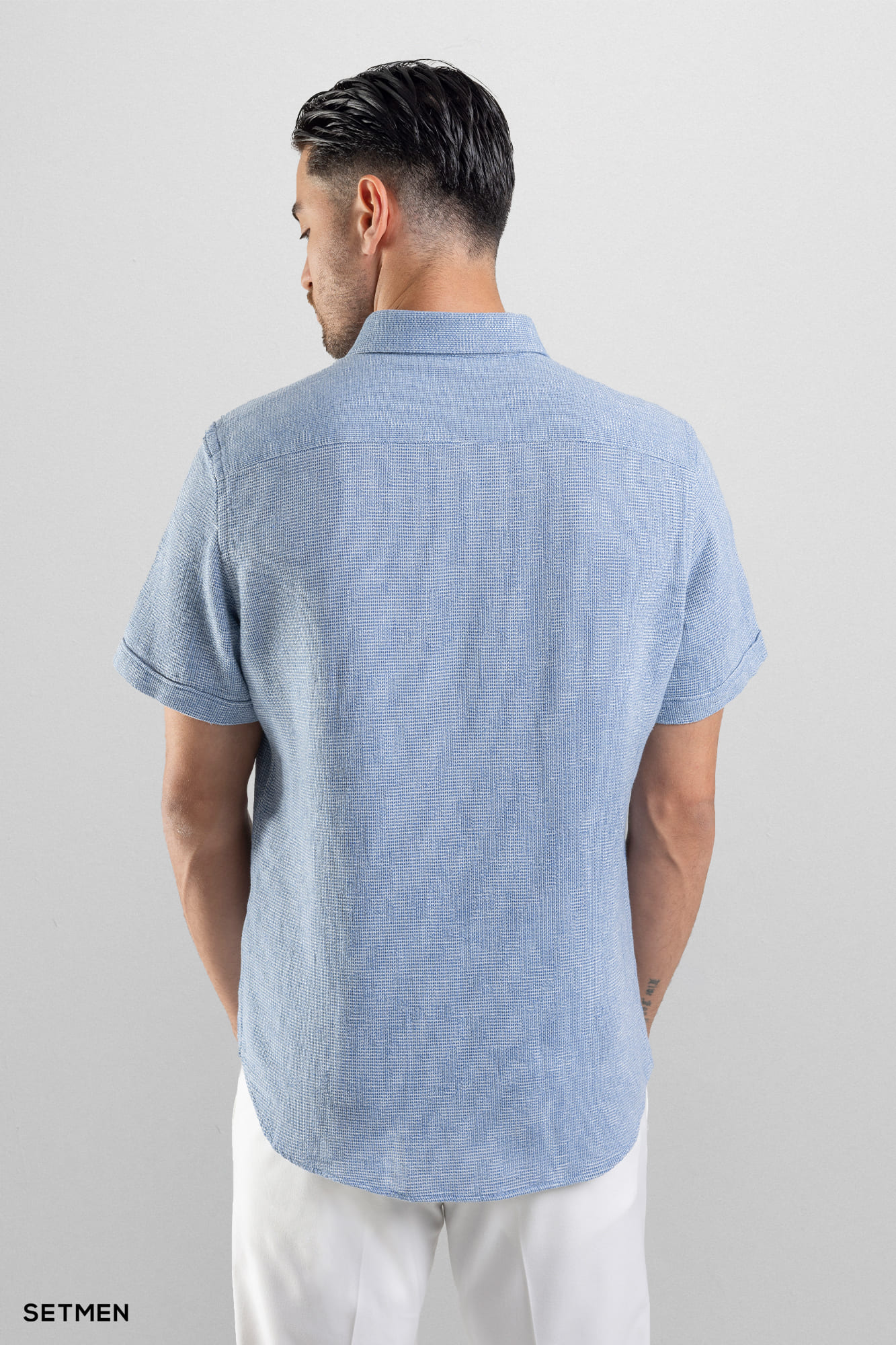 پیراهن مردانه آستین کوتاه کنفی