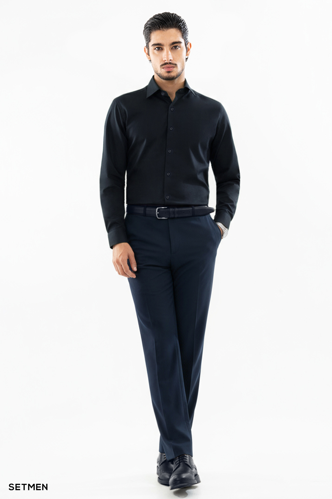 پیراهن مردانه کلاسیک