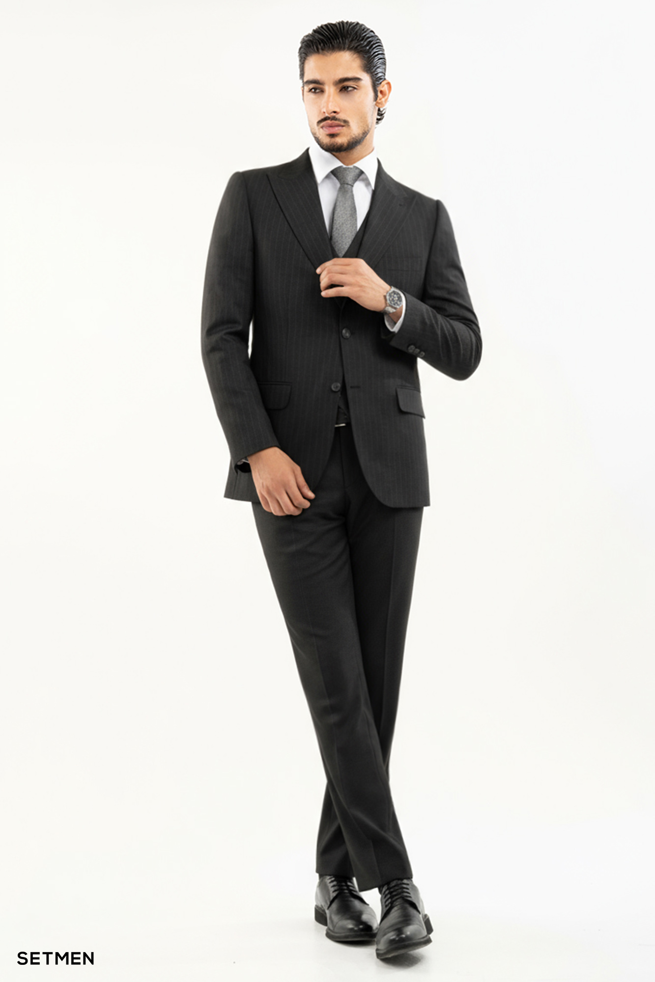 کت و شلوار مردانه DIPLOMAT ELEGANCE